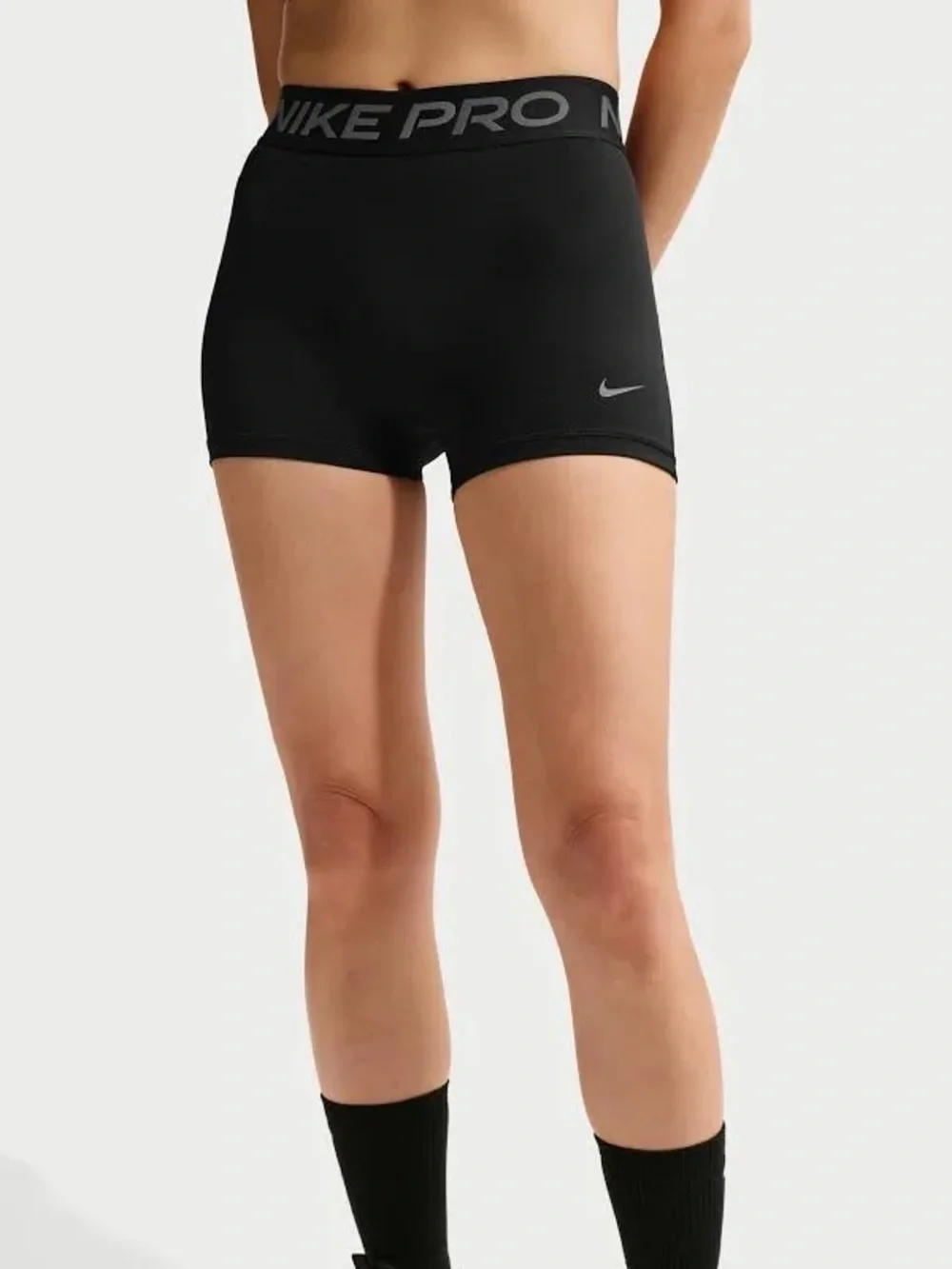 Nike Black Women's Mid-Rise Pro Shorts